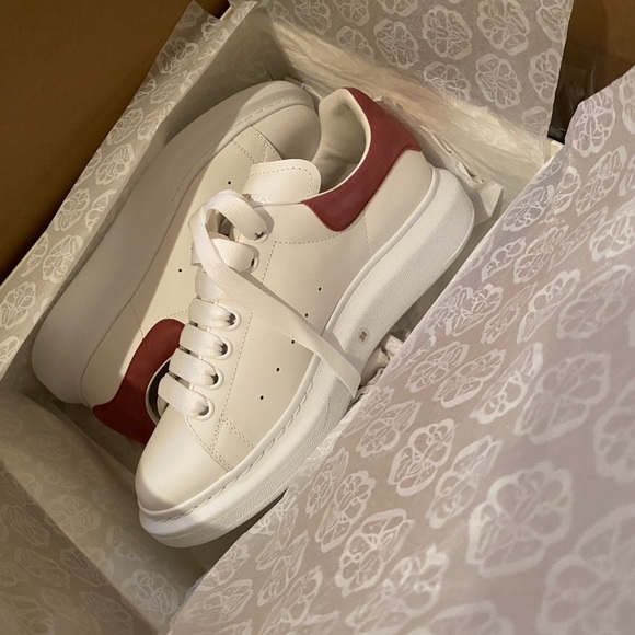 Alexander McQueen Oversized sneaker - Picture 6 of 7